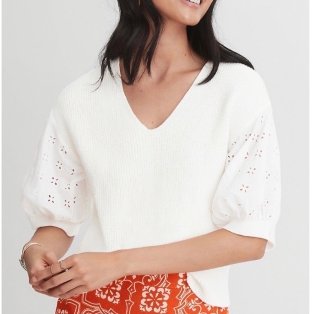 Ann Taylor boho eyelet puff sleeve sweater top